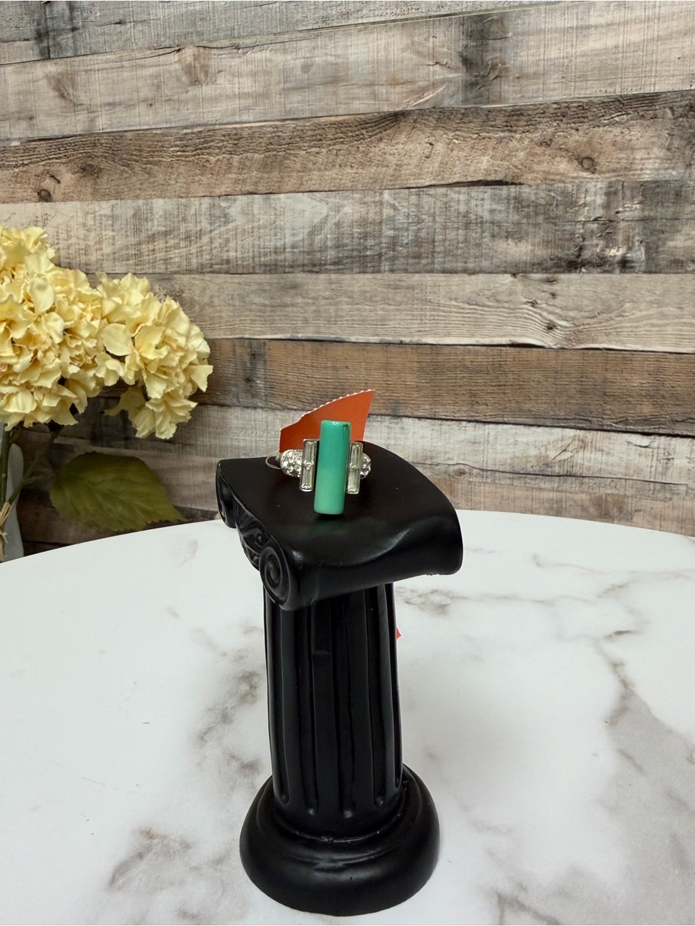 Silver w/ green cylinder cocktail ring 7